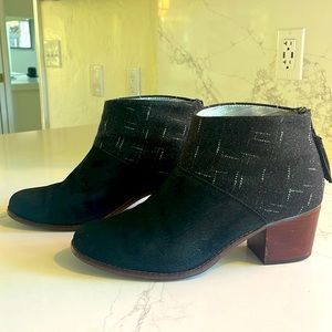 Toms Black Ankle Boots with Brown Heel
